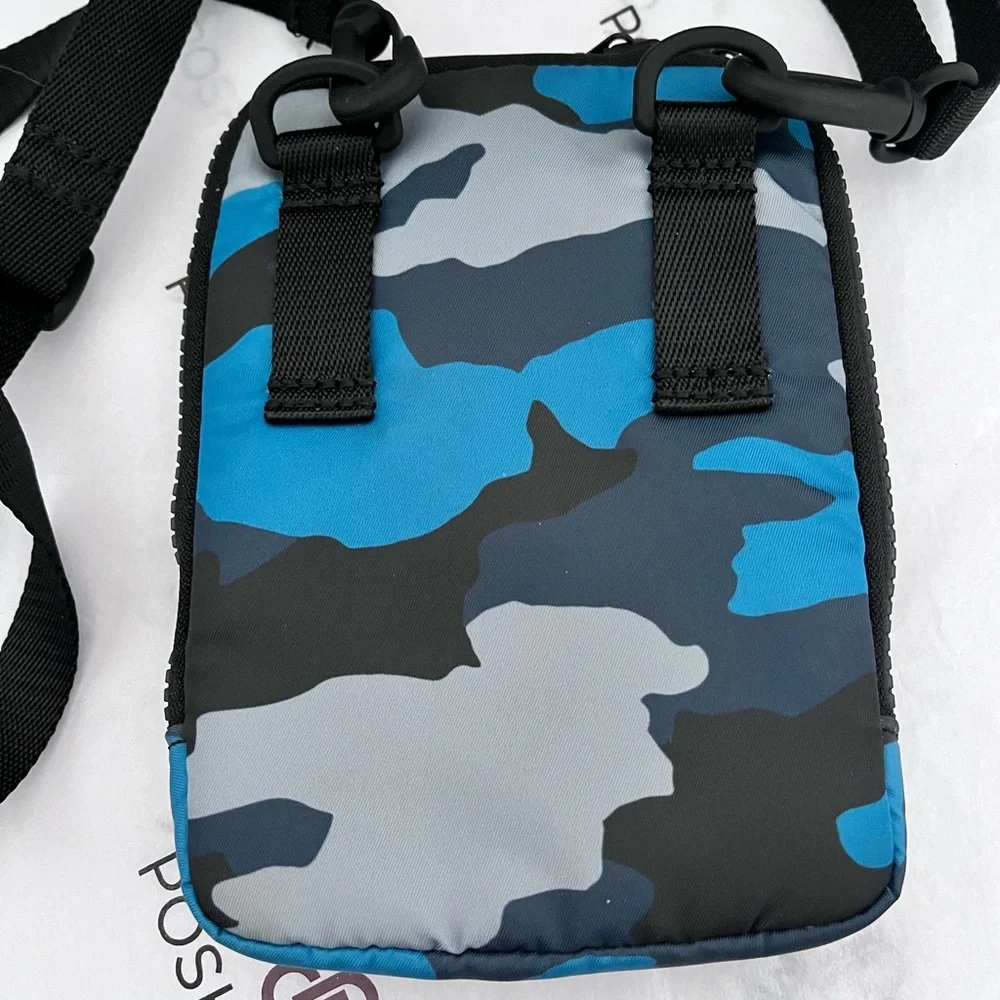 Lululemon Athletica Pre-Loved Authentic Easy Access Heritage 365 Camo Crossbody - Picture 4 of 15